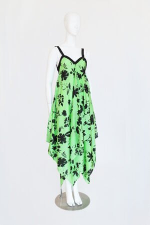 VESTIDO IRREGULAR CUELLO V SEDA ESTAMPADA VERDE
