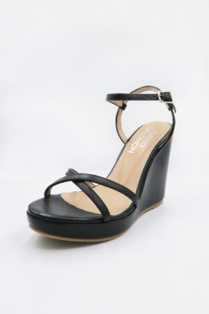 Victoria 14 Negro