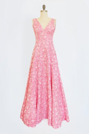 VESTIDO CUELLO V BROCADO ROSA