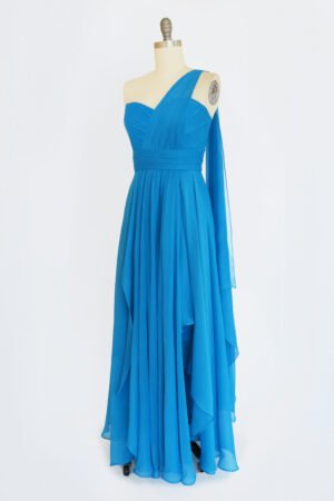 VESTIDO STRAPLESS DRAPEADO TURQUESA CON TIRA EN HOMBRO
